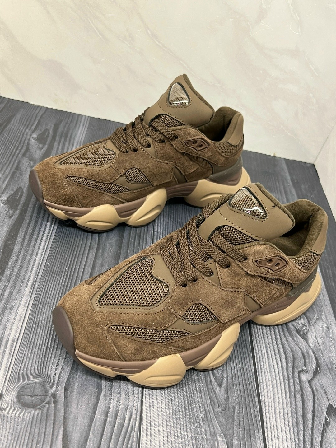 ,кроссовки женскиe,бежевые кроссовки,кроссовки оригинальные,спортивная