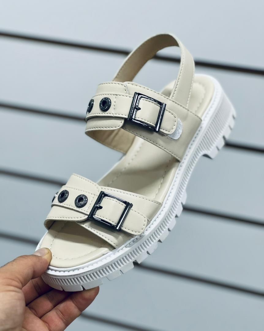 женские босоножки,босоножки летние,стильные босоножки,босоножки лето,босоножки белые