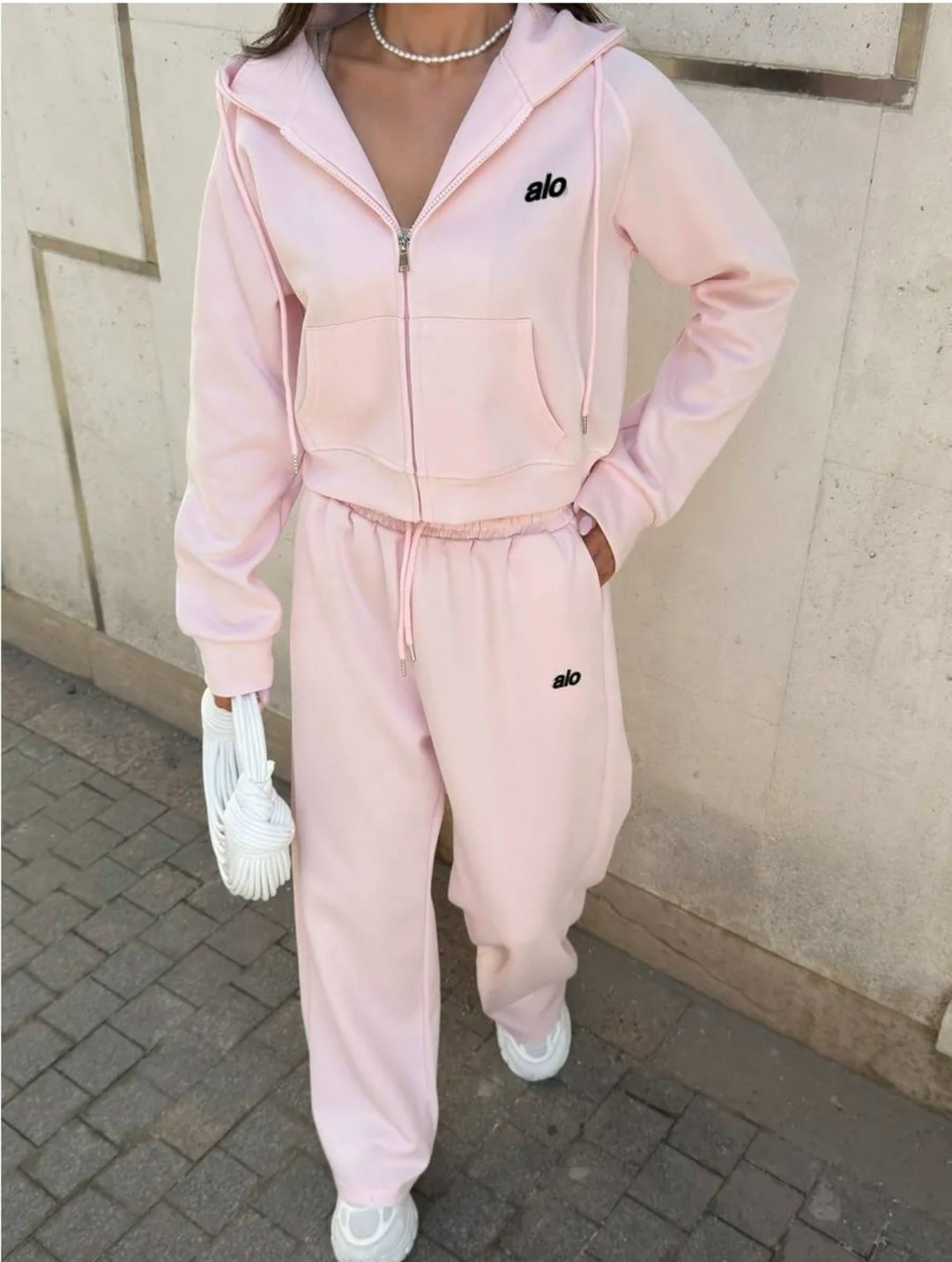 спортивные костюмы женские,стильные спортивные костюмы,спортивные костюм,костюм спортивный на молнии палаццо с кулиской 05mrk цвет желтый,спортивный костюм двойка sporty&rich w suits цвет желтый лимон