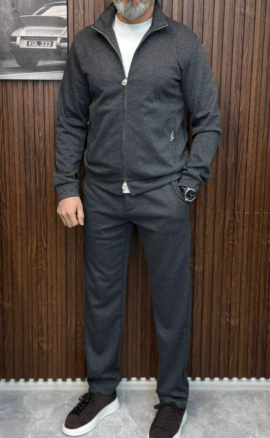 спортивный костюм brunello cucinelli,бежевый спортивный костюм brioni,спортивный костюм stefano ricci,спортивные костюм,спортивный костюм мужской