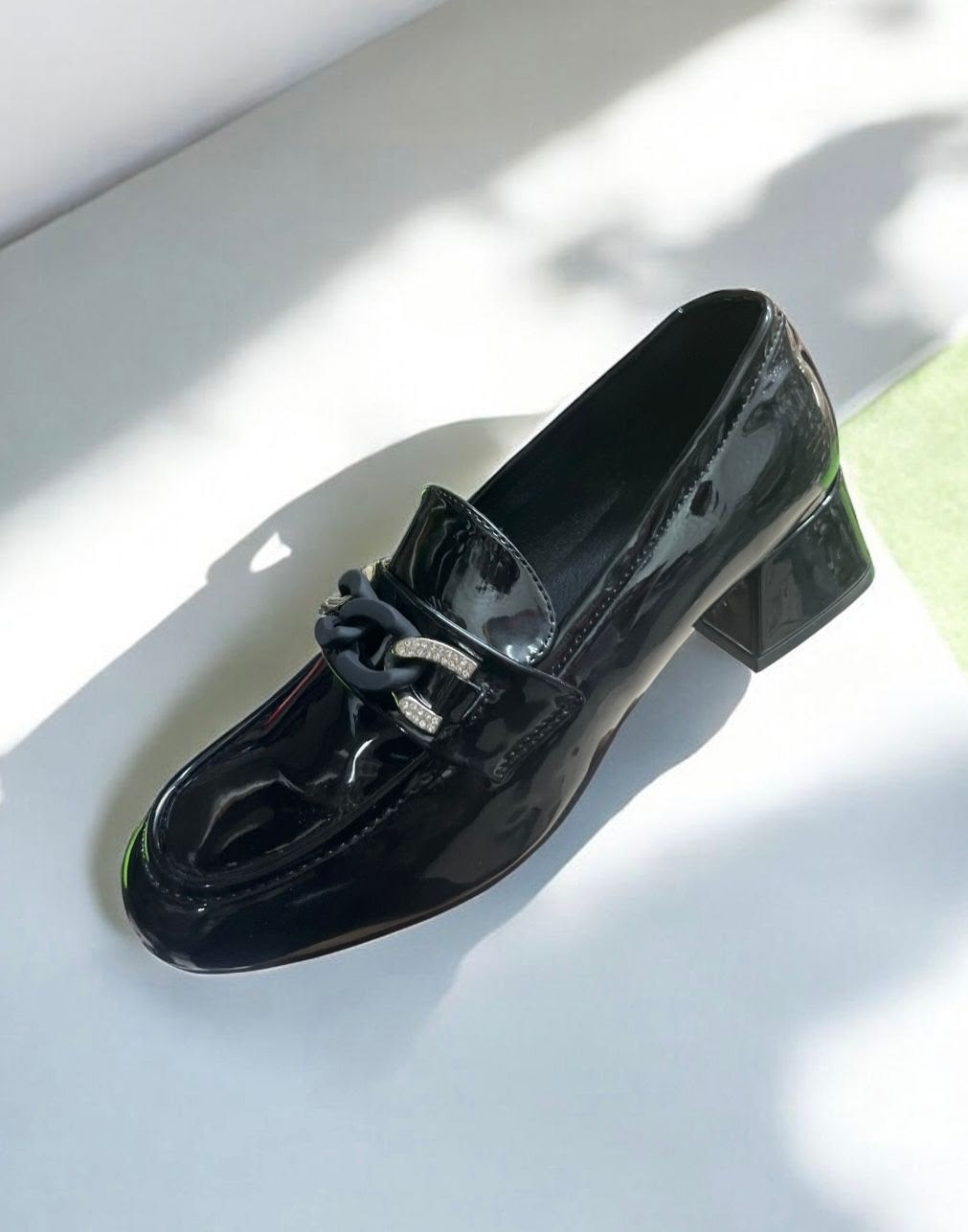 ,туфли эконика лакированные,женская ,женские лоферы,лоферы лакированные