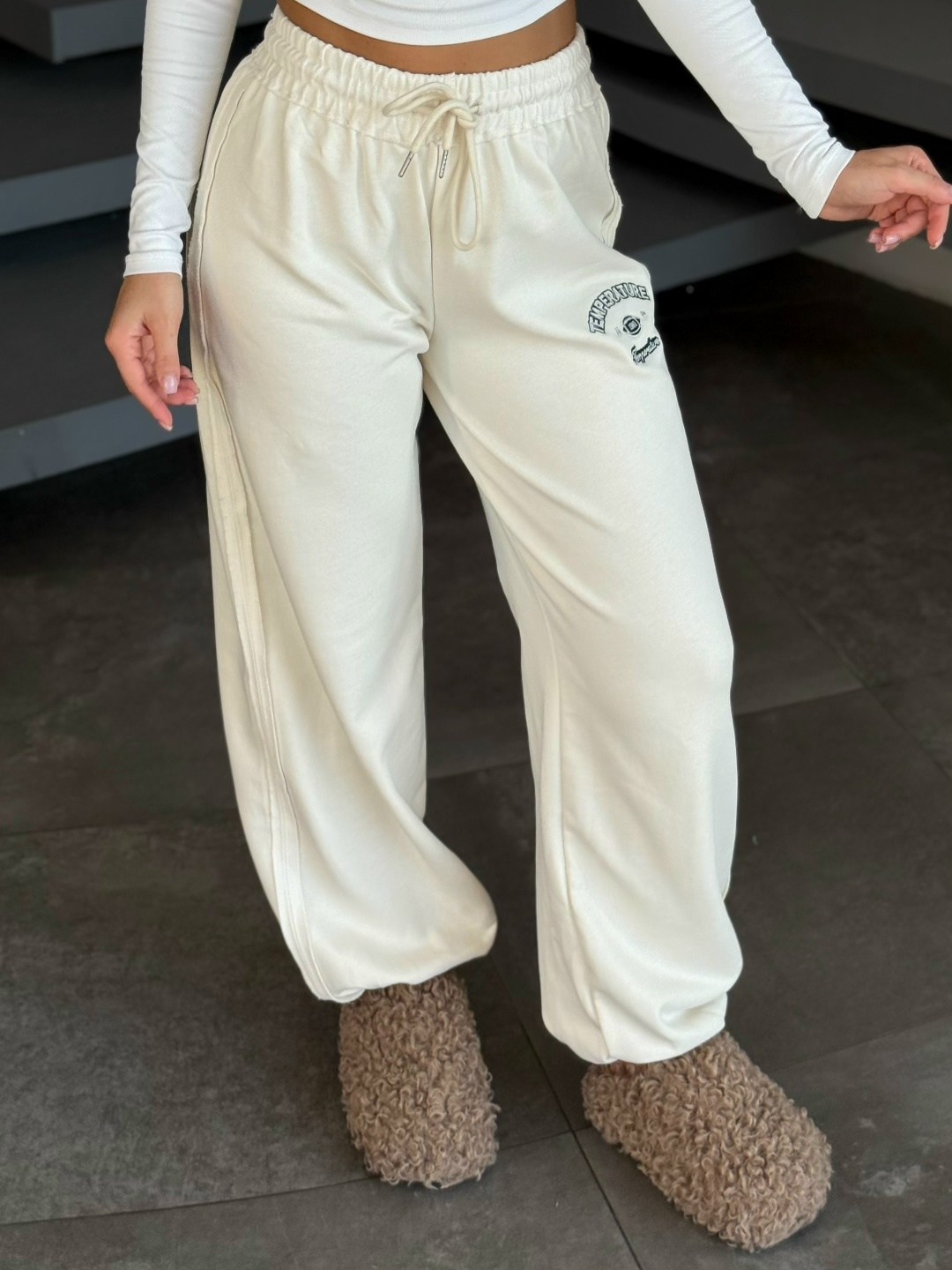 спортивные женские штаны,спортивные брюки,спортивные штаны,брюки трикотажные,штаны женские