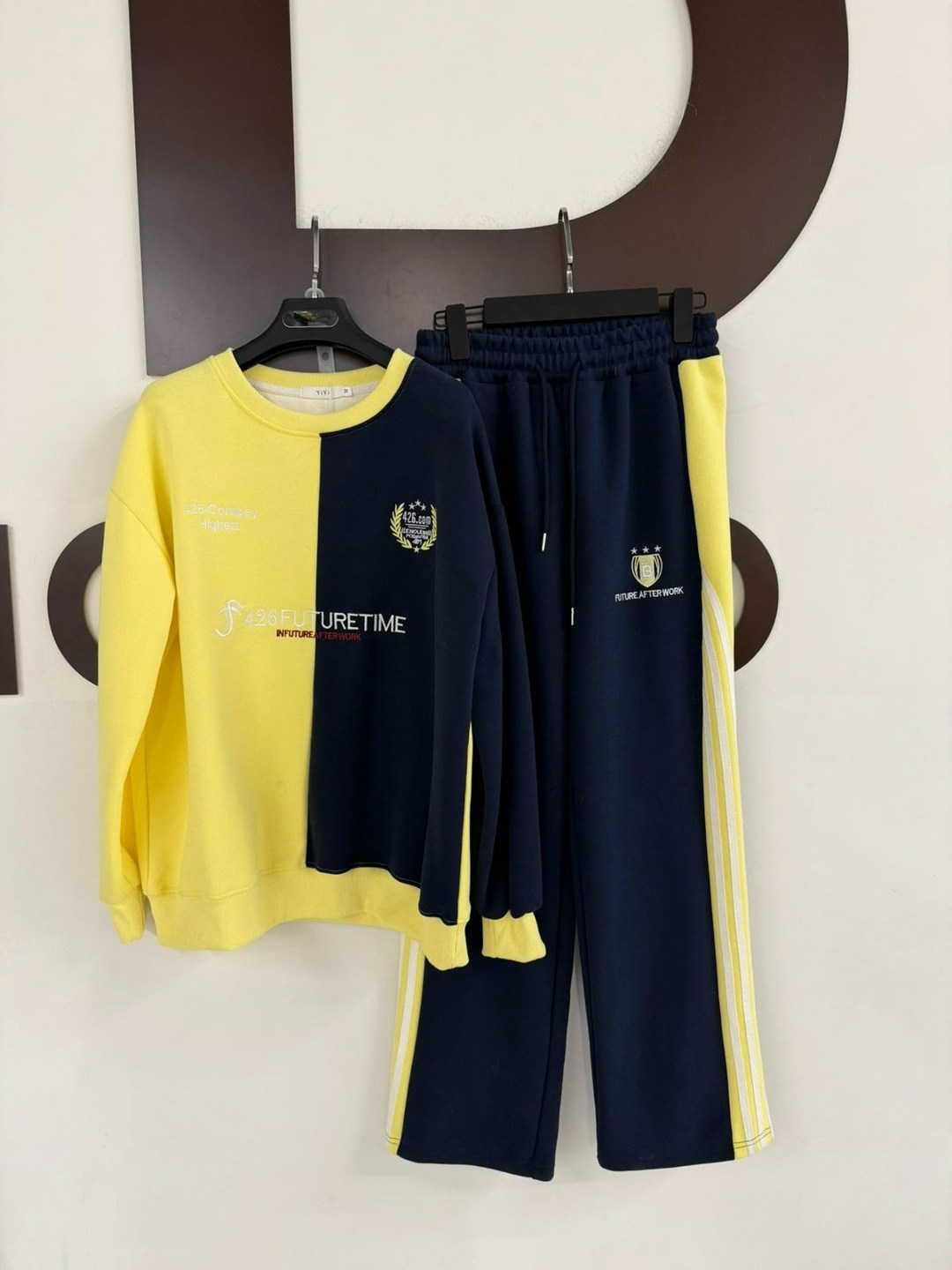 оверсайз толстовка,спортивный костюм оверсайз,женский костюм,костюм спортивный женский,женские костюмы оверсайз