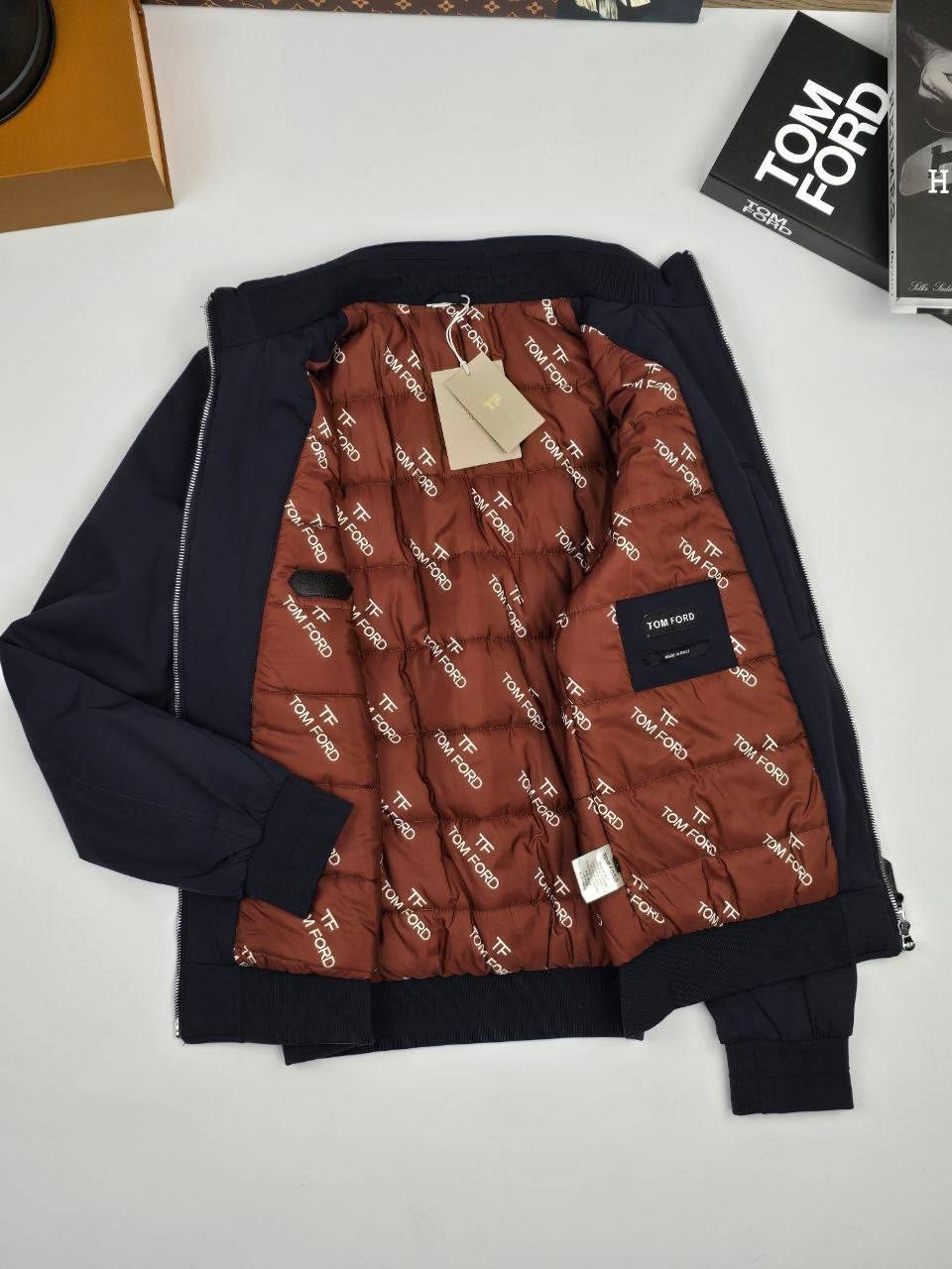 куртка бомбер,мужская куртка бомбер,куртка,стильная куртка,мужская куртка