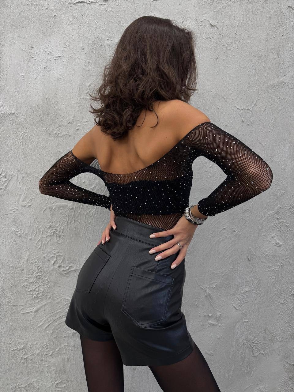 шорты юбка кожаные с запахом xela fashion,юбка шорты кожаные,юбка шорты из экокожи,юбка шорты кожаная короткая мини на запах,шорты юбка кожаные женские