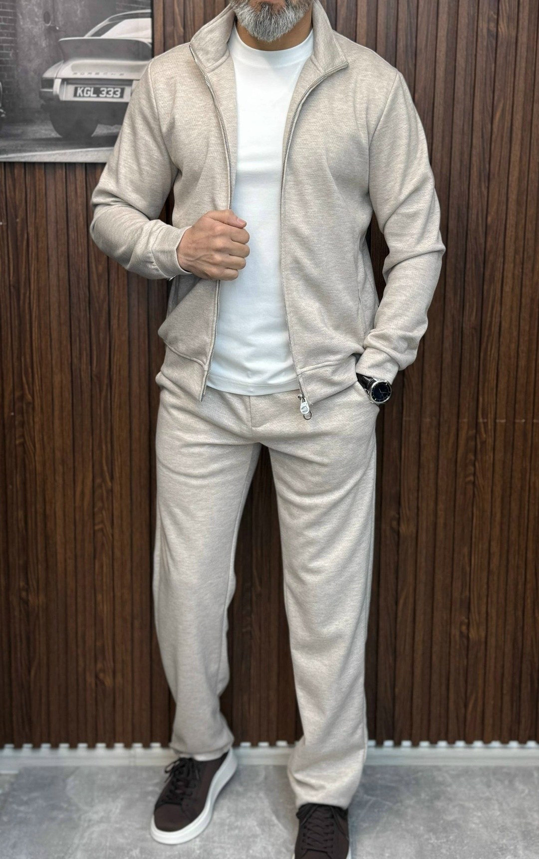 спортивный костюм brunello cucinelli,бежевый спортивный костюм brioni,спортивный костюм stefano ricci,спортивные костюм,спортивный костюм мужской