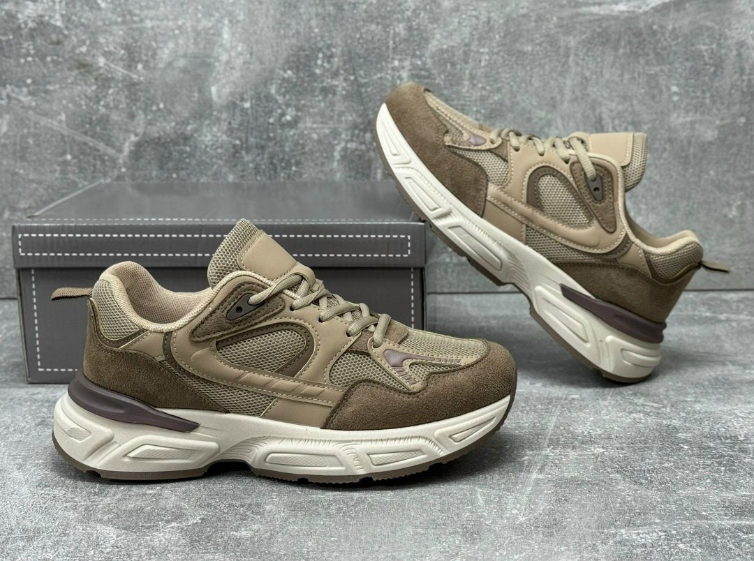 кроссовки женские,пудровые кроссовки,удобные кроссовки,кроссовки модные,массивные кроссовки