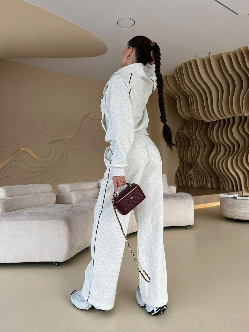 спортивный костюм miu miu женский,loro piana женский красный костюм,спортивный костюм,спортивный костюм женский,костюм женский