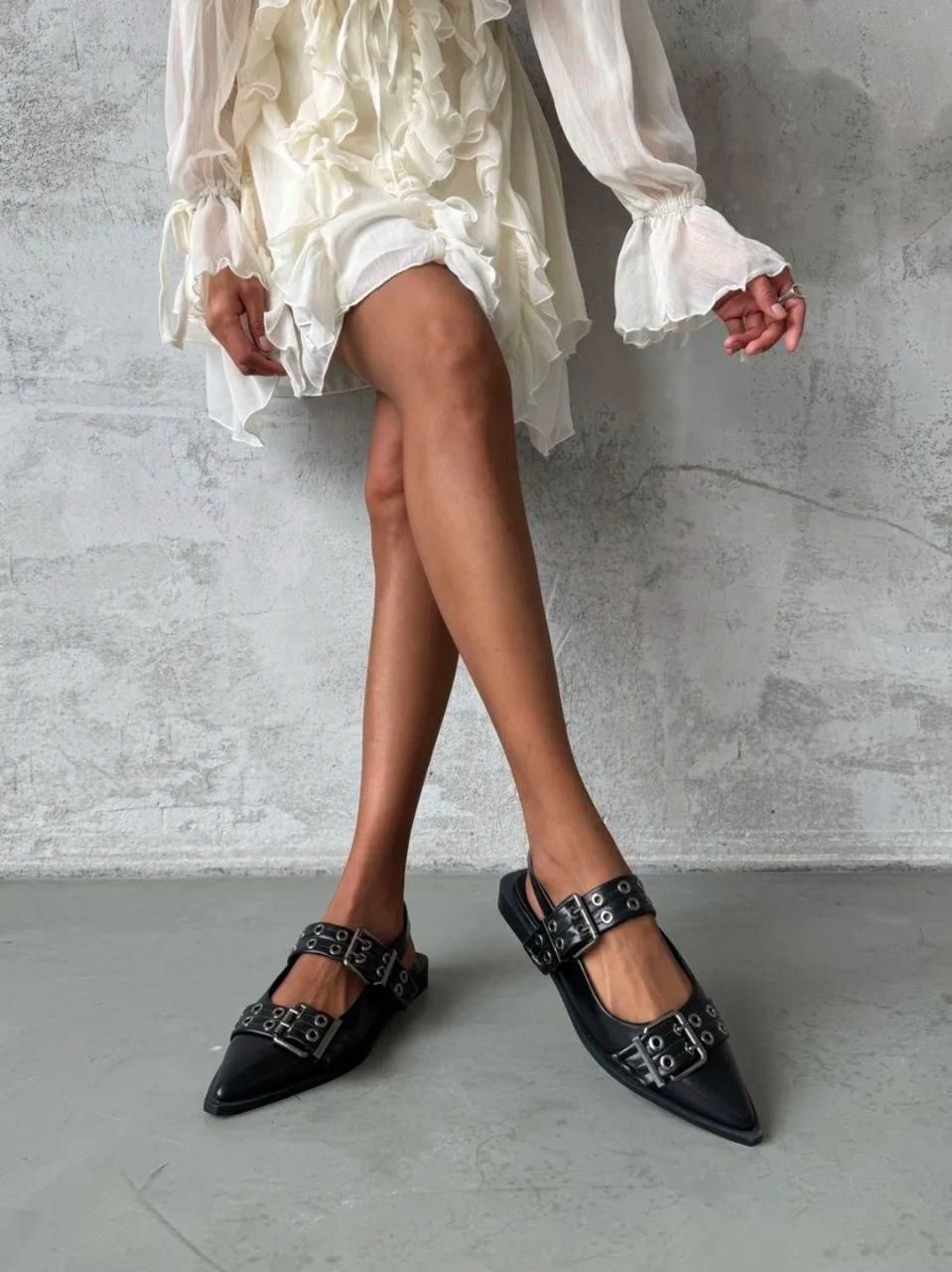 женская ,модная женская ,туфли в стиле,туфли женские,балетки с ремешками