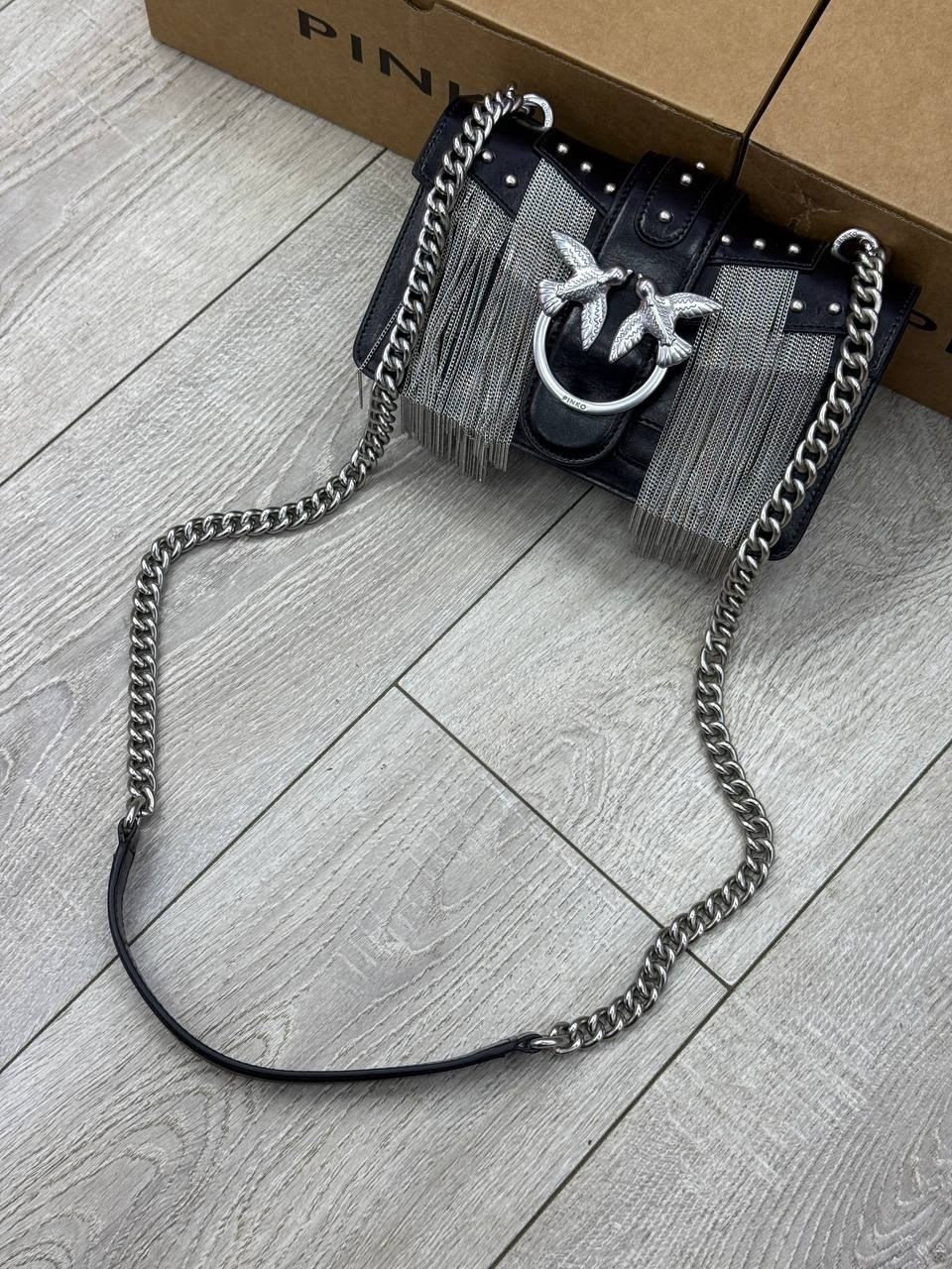 женская сумка pinko,сумка pinko,сумка pinko оригинал,сумка pinko mini love bag metal fringes,сумка pinko кожаная
