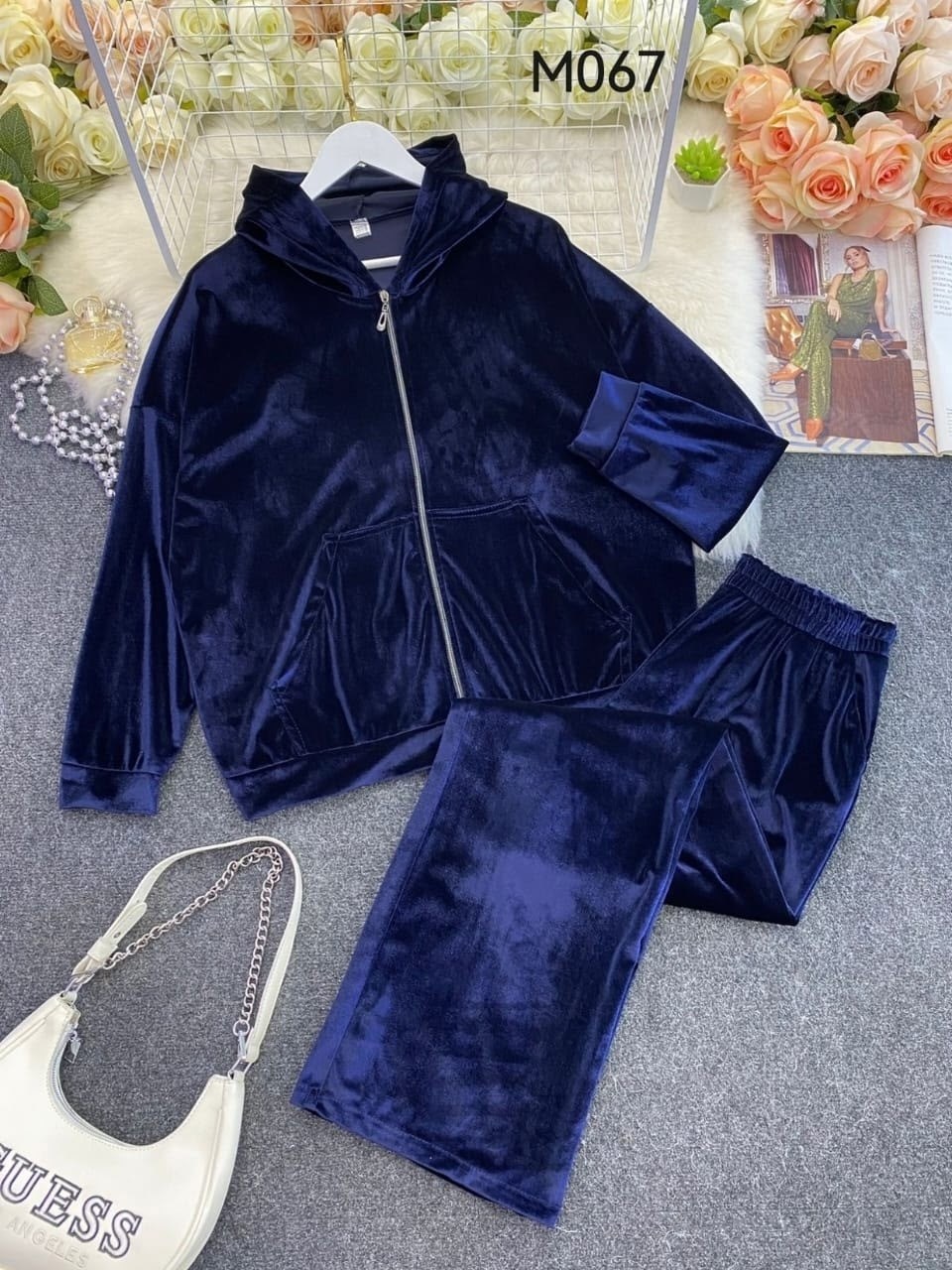 женский спортивный костюм больших размеров велюровый,велюровый костюм,ltmoda велюровый костюм больших размеров,спортивный костюм велюровый,велюровый костюм оверсайз женский
