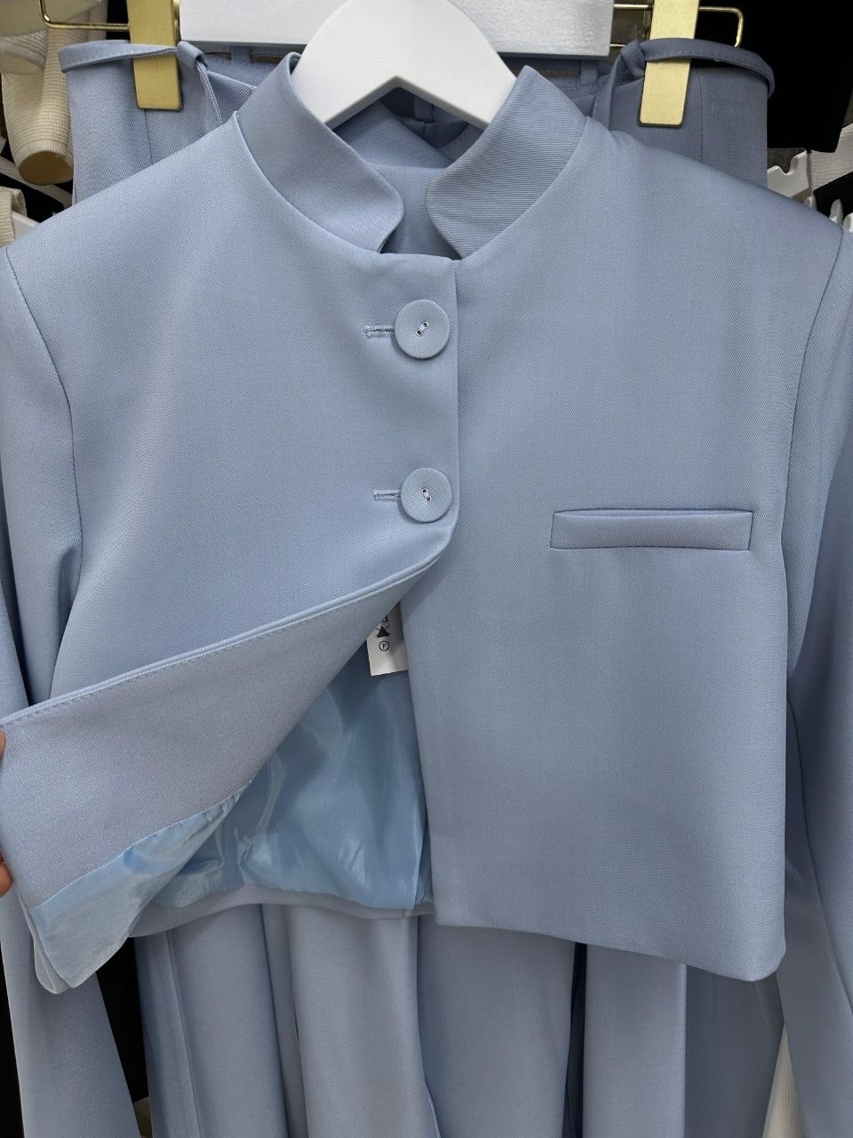 повседневные платья,женские костюмы,платье черное,школьный костюм,костюм