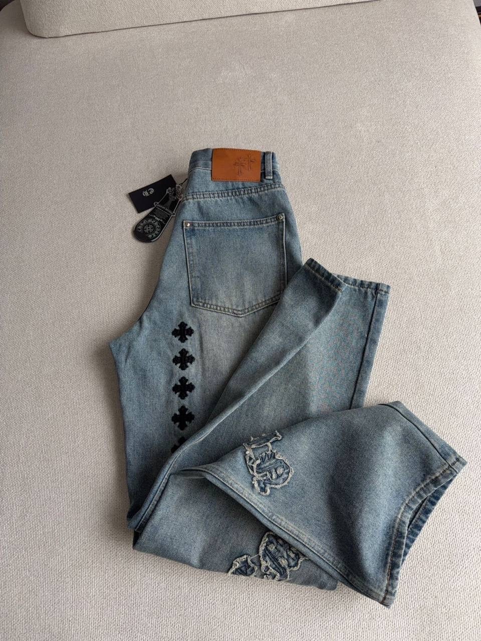 джинсовые брюки,модные джинсы,джинсы с вышивкой,женские джинсы,джинсы с узорами