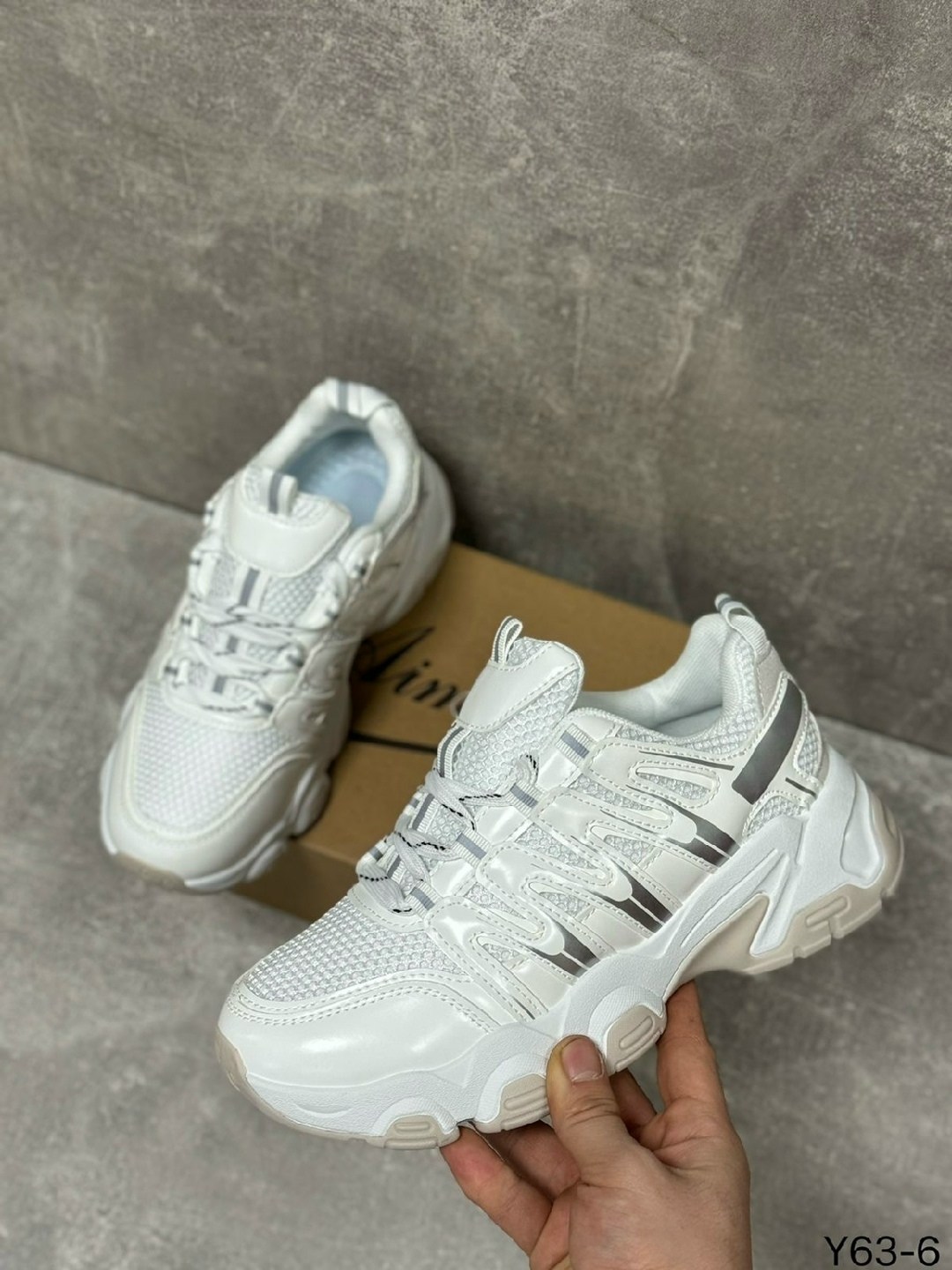 женские кроссовки,кроссовки,массивные кроссовки,модные кроссовки,серые кроссовки