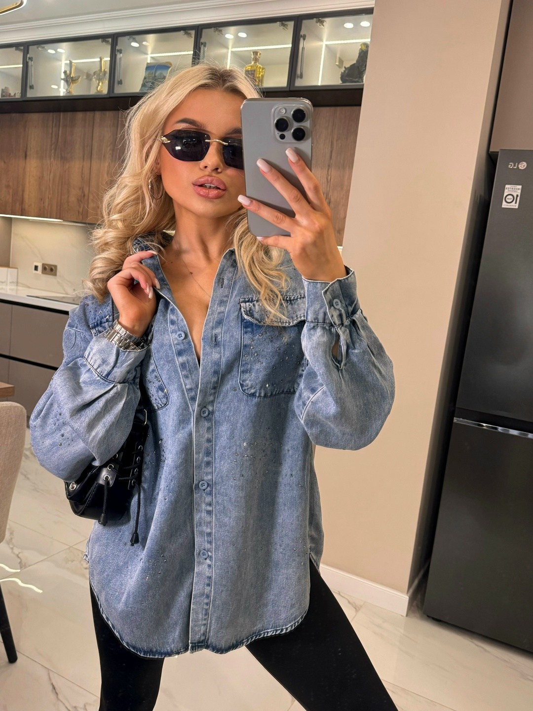 рубашка женская джинсовая оверсайз,рубашка джинсовая женская,джинсовая оверсайз рубашка,рубашка джинсовая куртка из денима оверсайз,рубашка джинсовая