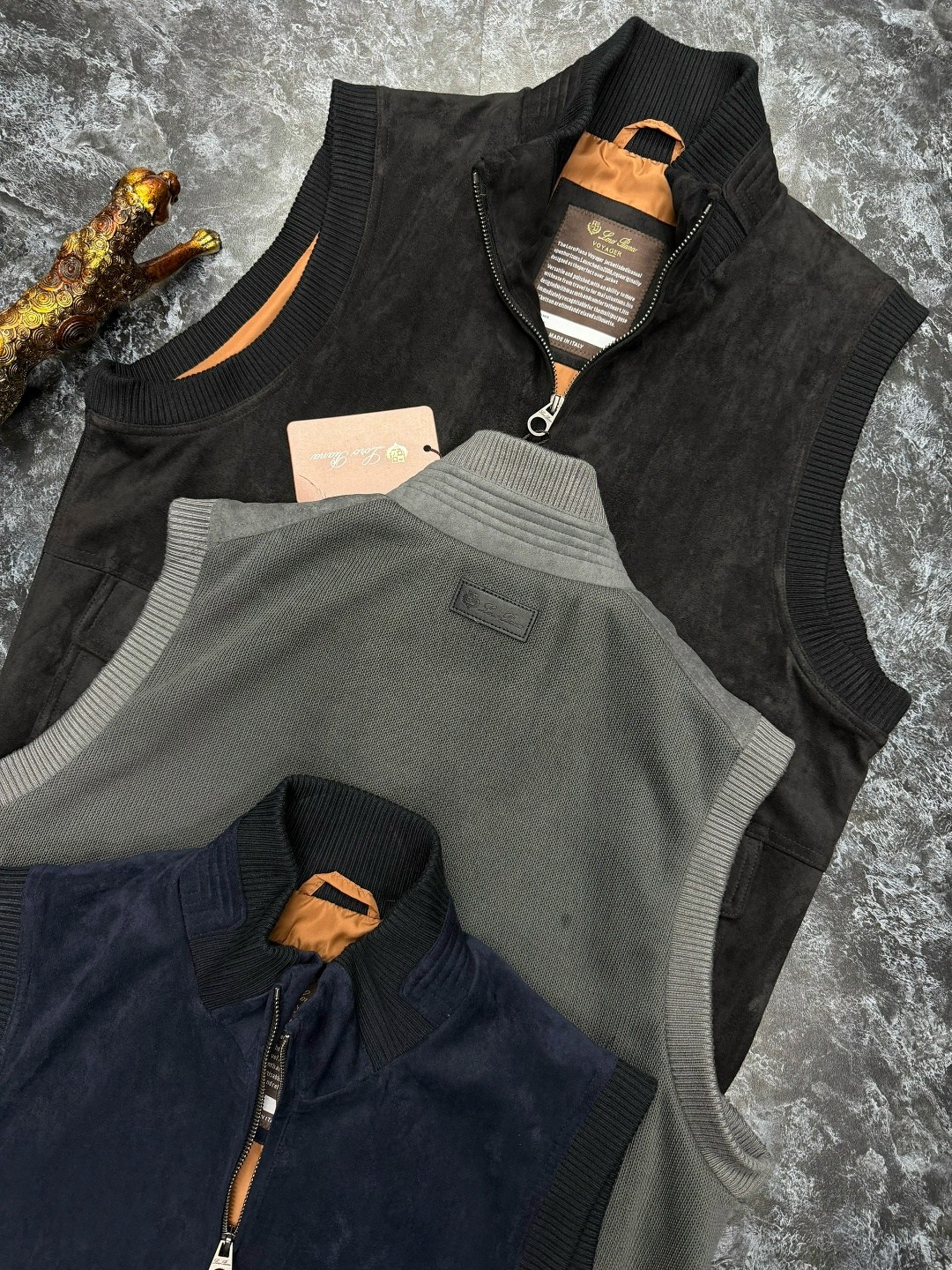 мужские жилеты,жилет кожаный,жилет,жилет с карманами,жилет двухсторонний