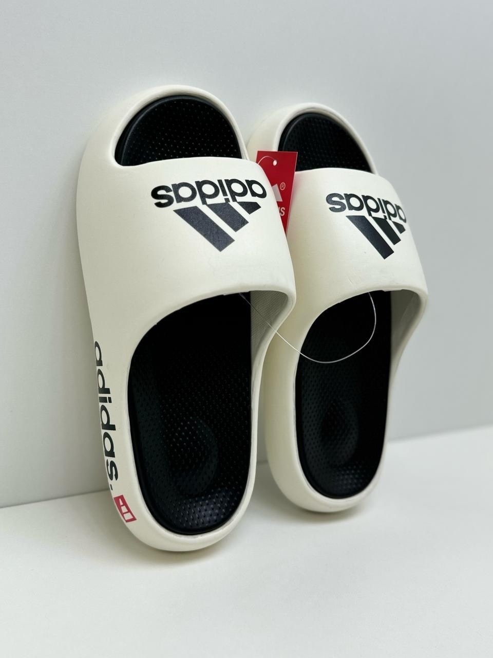 шлепанцы adidas,adidas сланцы,шлепки adidas,адидас шлепки,тапки адидас