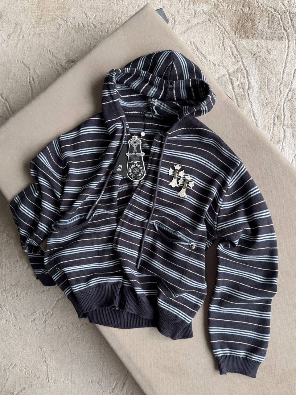 повседневная куртка,куртка женская бомбер,куртка бомбер,толстовка бомбер,джинсовая куртка