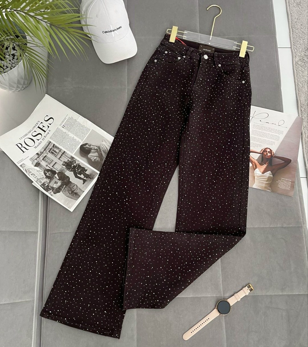 джинсы со стразами,штаны со стразами,джинсы клеш со стразами h&a collection,женские брюки,брюки черные