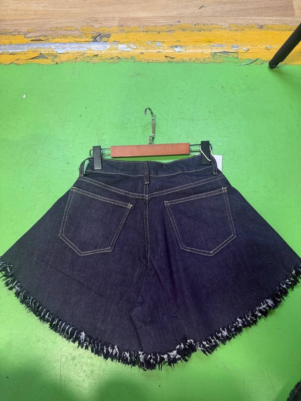 женские джинсовые шорты,женские джинсовые шорты с завышенной талией,джинсовые шорты,женские джинсовые шорты с высокой талией,модные джинсовые шорты
