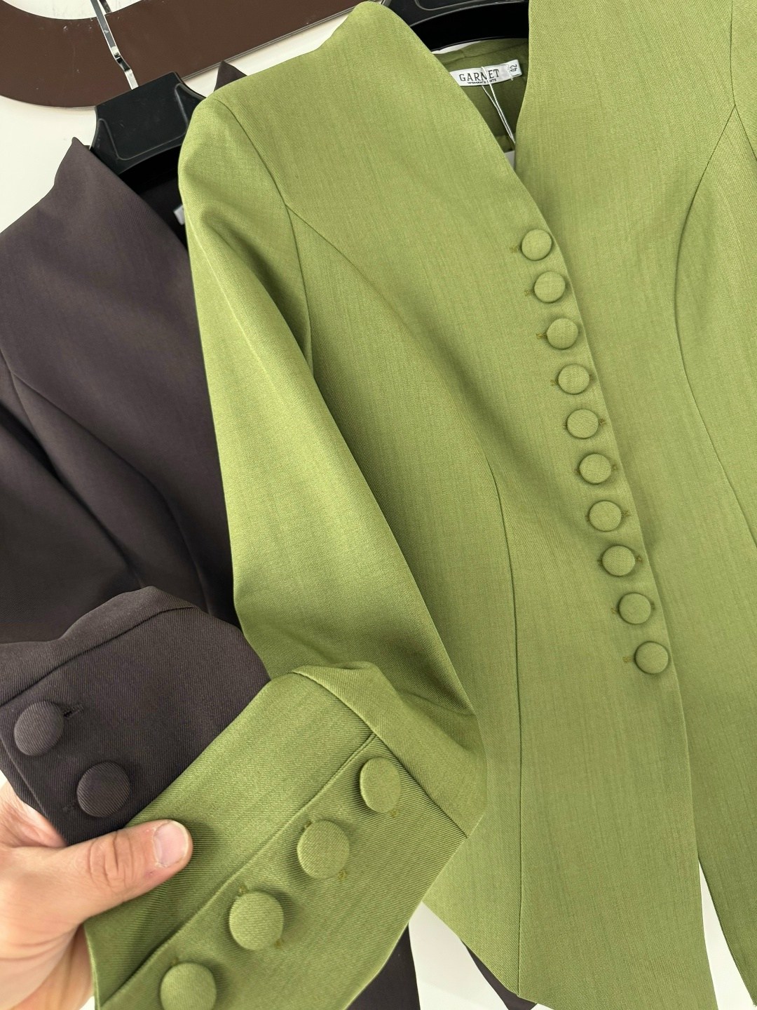 пиджак женский белый,жакет,женский пиджак без воротника белый,белый дизайнерский пиджак,белый пиджак