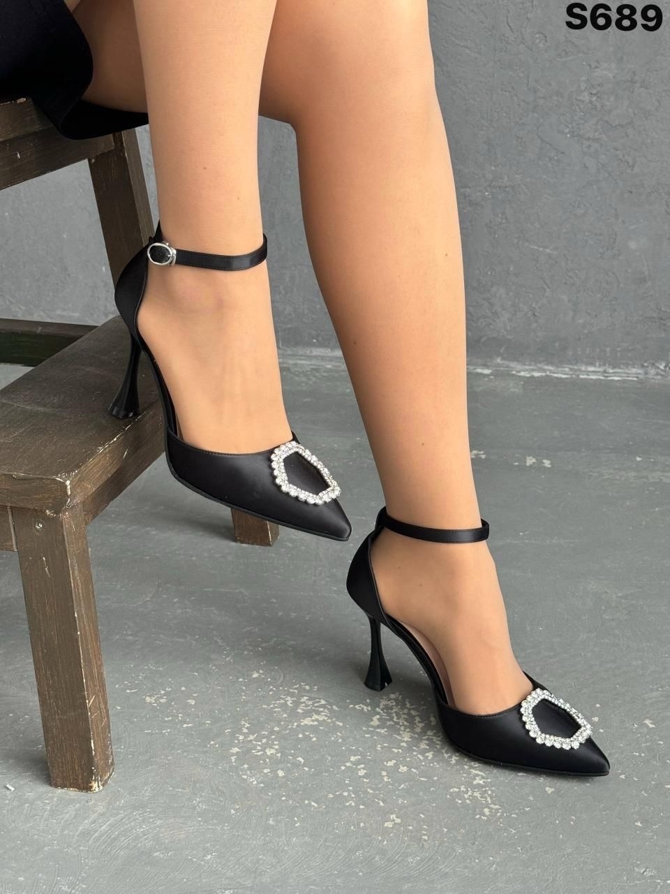 туфли женские,,модные туфли,туфли женские на каблуках,туфли с ремешками