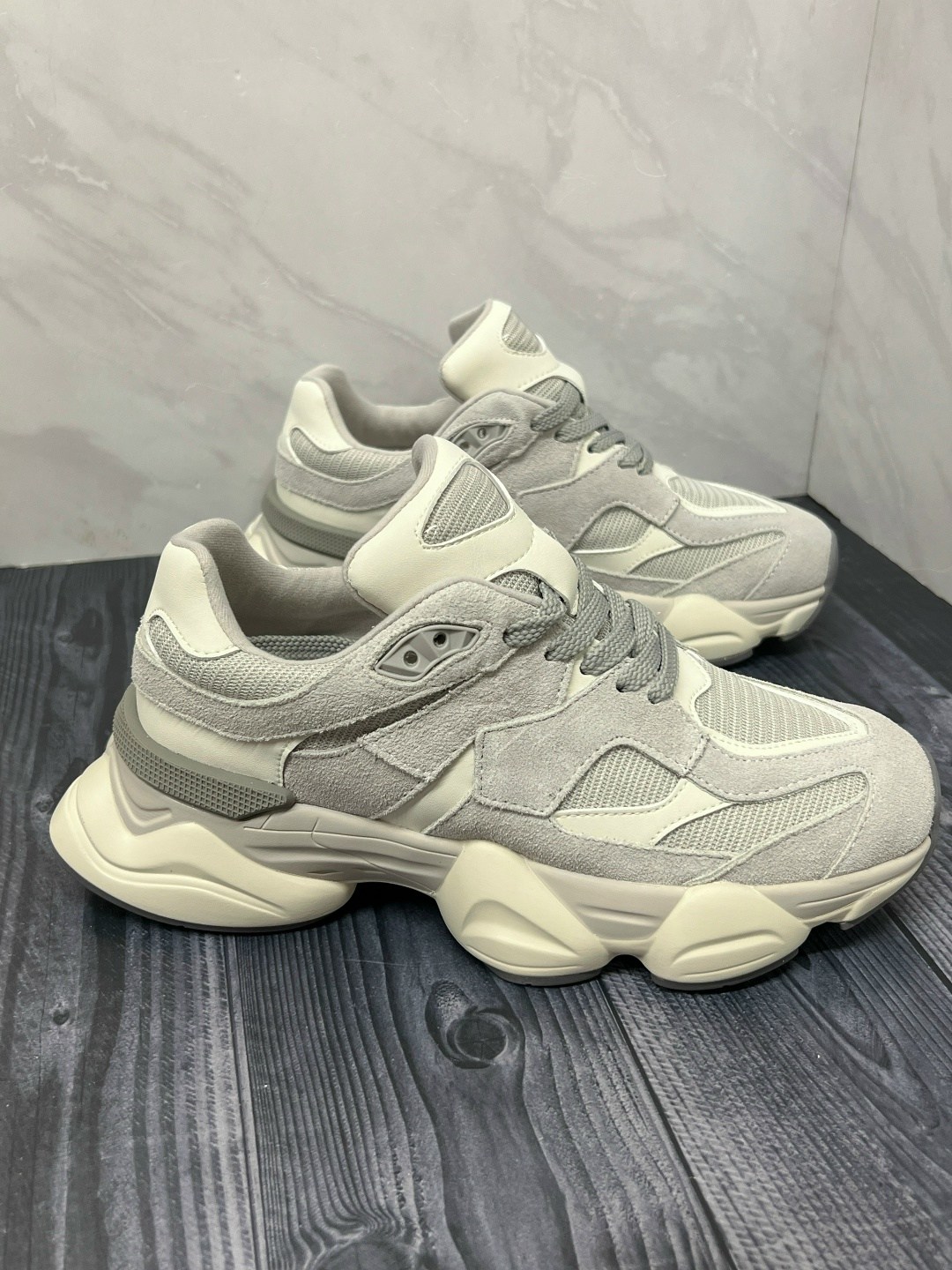 ,кроссовки женскиe,бежевые кроссовки,кроссовки оригинальные,спортивная