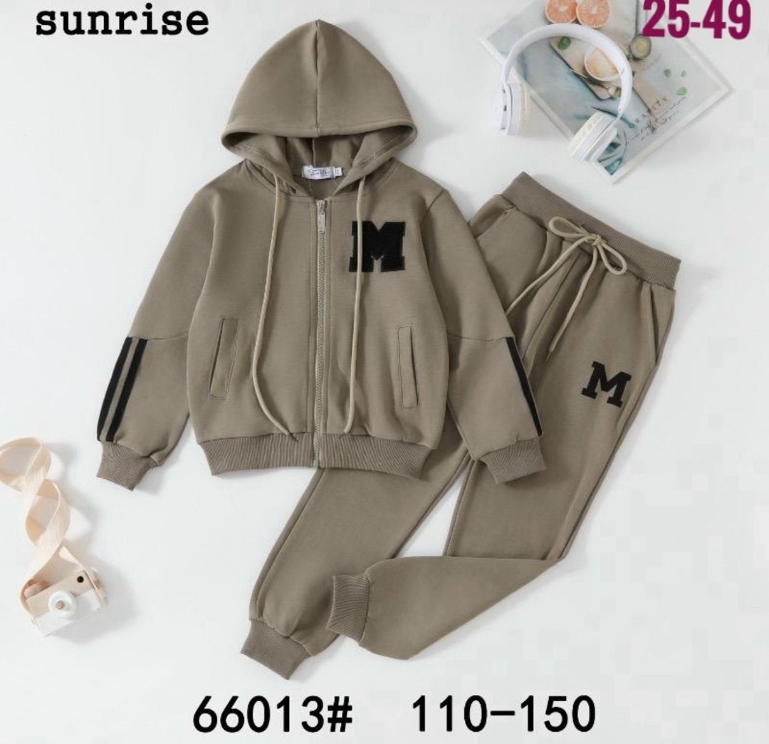 детский костюм,костюм спортивный для девочки,костюм на флисе,детские костюмы,костюм спортивный