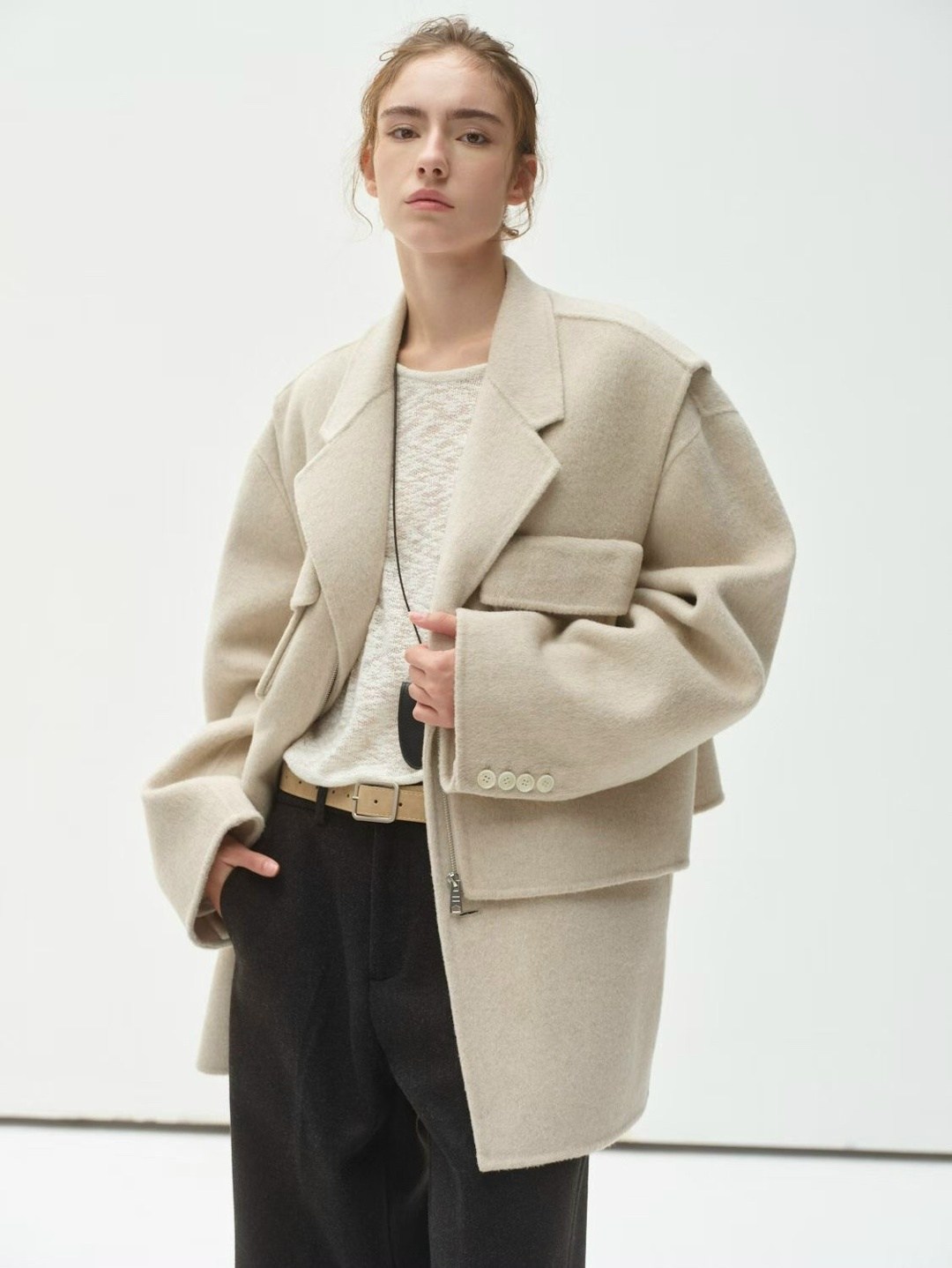 шерстяное пальто,полупальто,пальто бомбер,женское пальто,куртка стильная