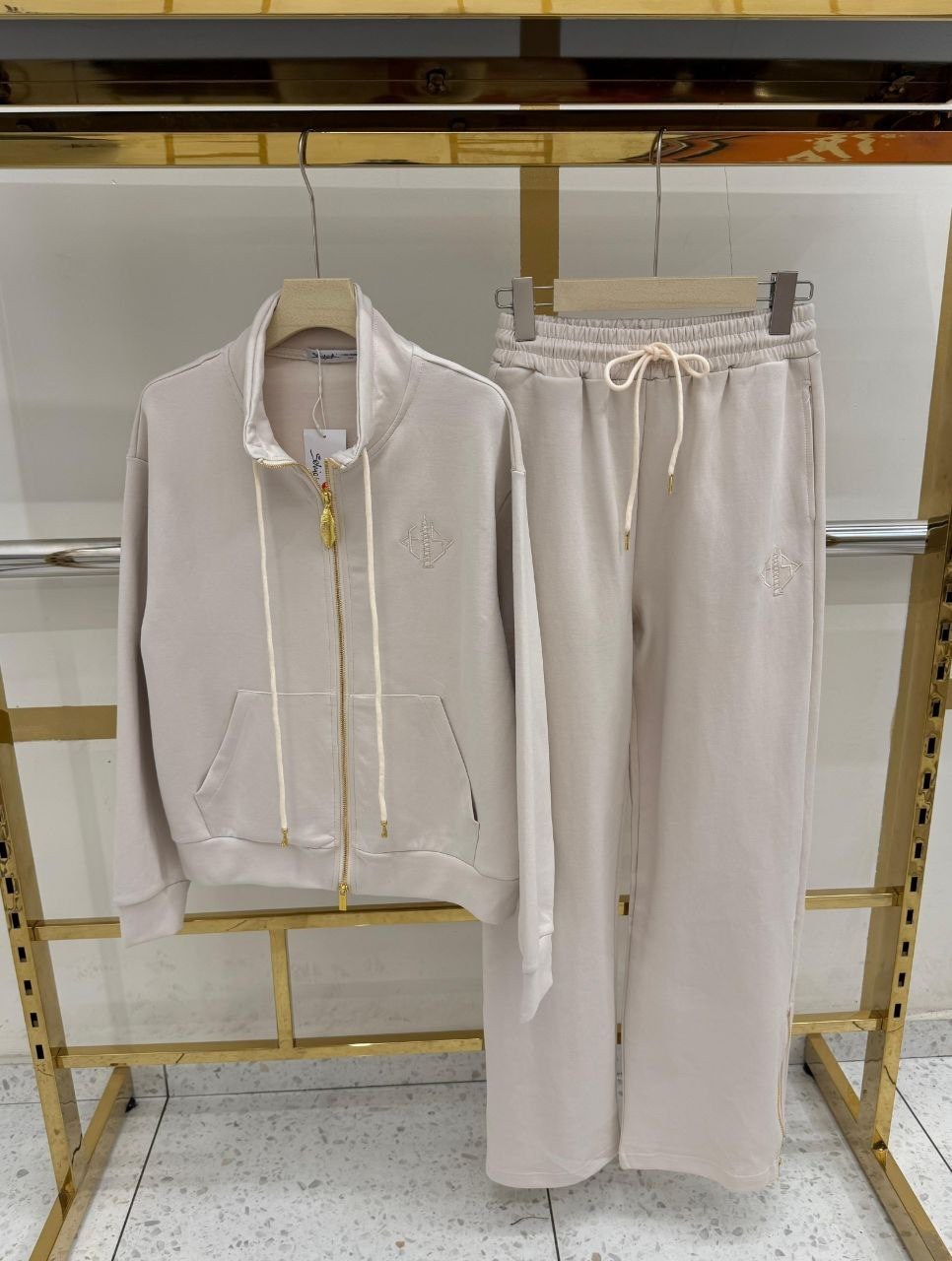 костюм женский,стильные костюмы,костюм на флисе,костюм женский тройка,спортивный костюм