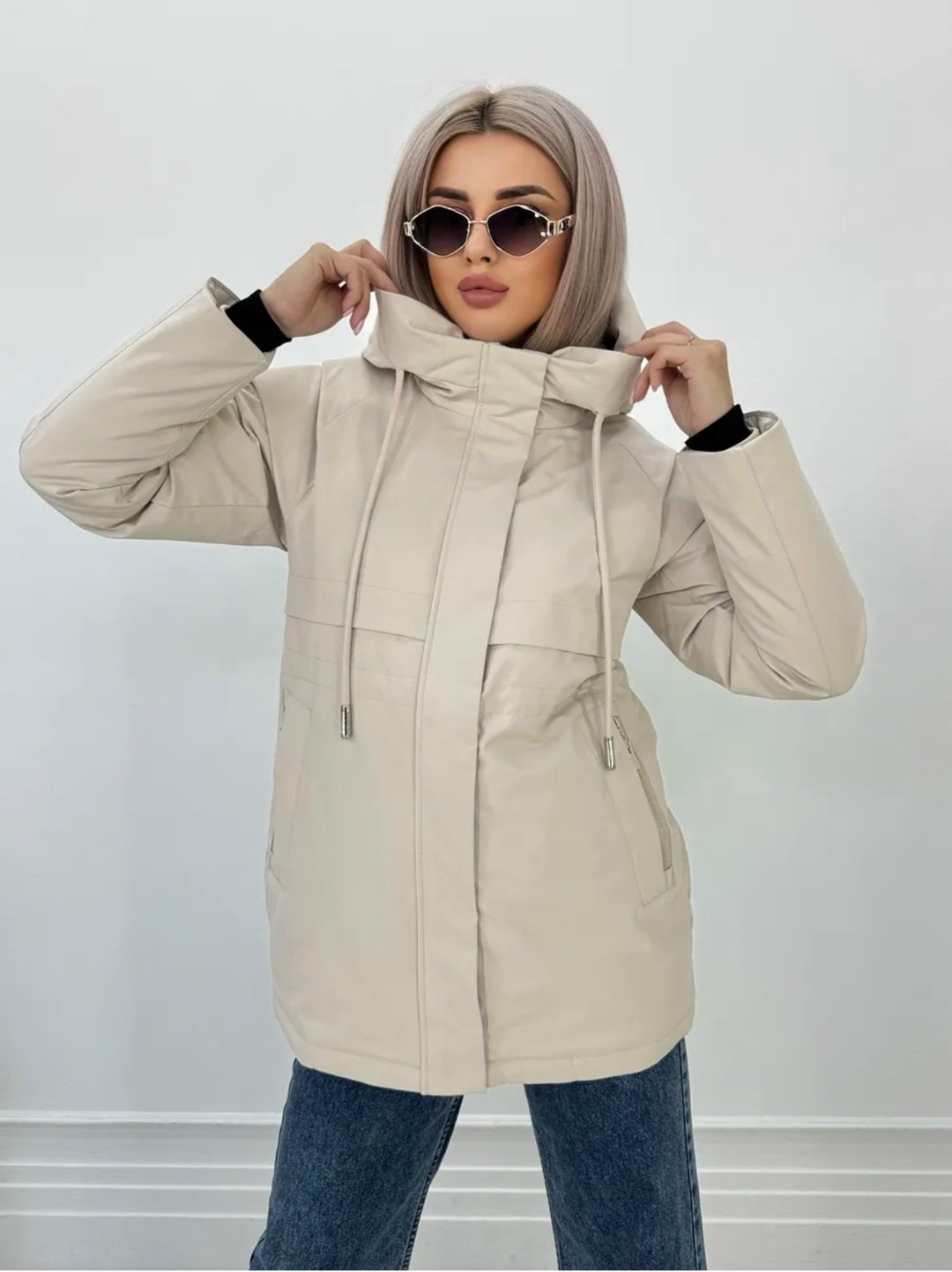 женская демисезонная куртка,куртка,женская куртка,куртка демисезонная с капюшоном,куртка капюшоном