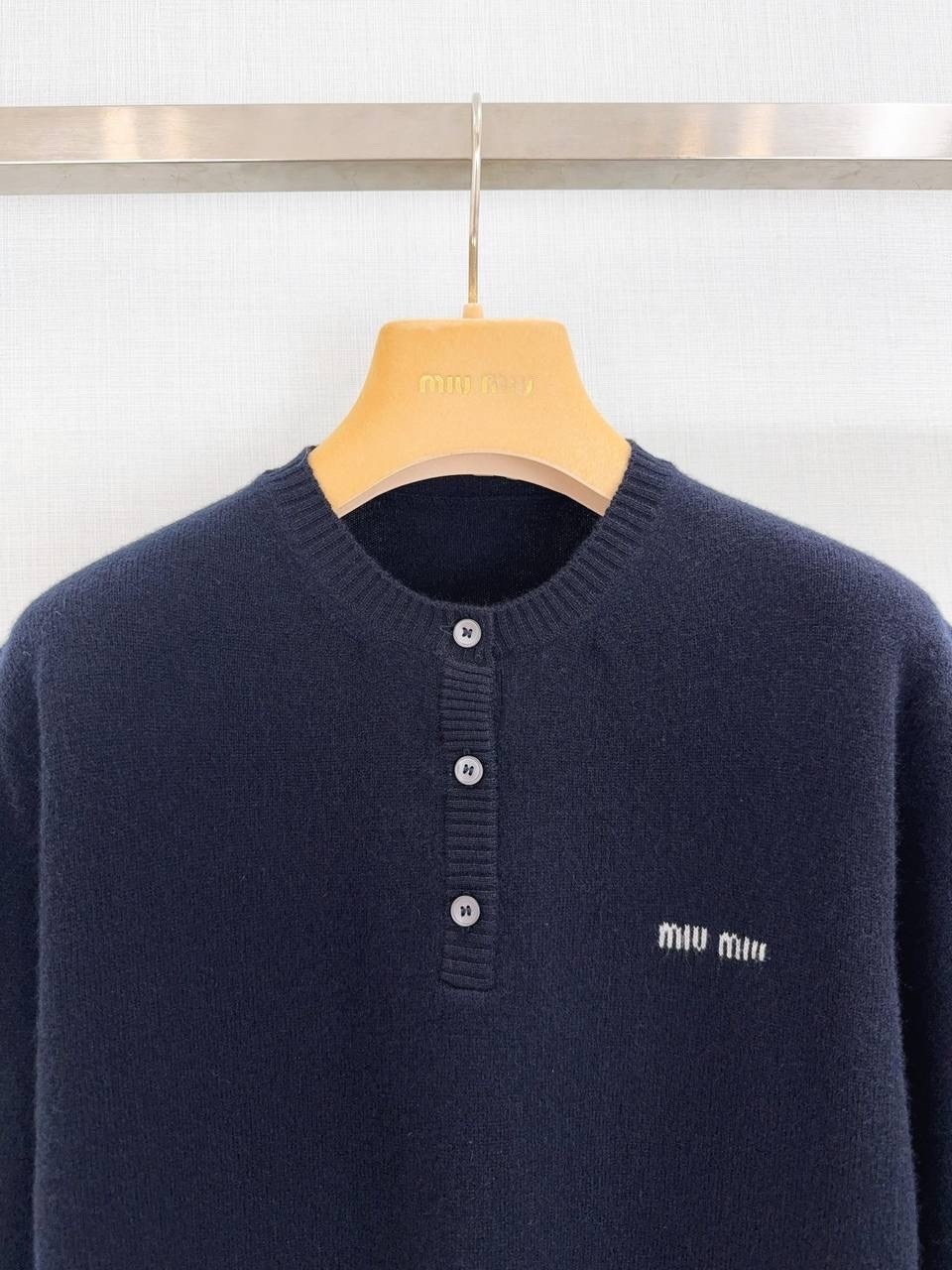 джемпер,свитер,свитер с воротником,свитер для женщин,свитера вязаные