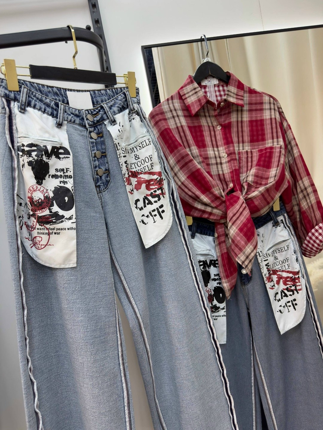 джинсы с принтом,модные джинсы,женские свободные джинсы с граффити,джинсы с рисунком,широкие джинсы