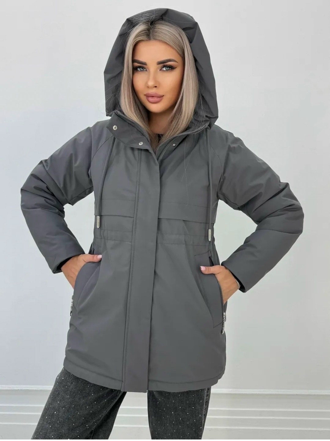 женская демисезонная куртка,куртка,женская куртка,куртка демисезонная с капюшоном,куртка капюшоном