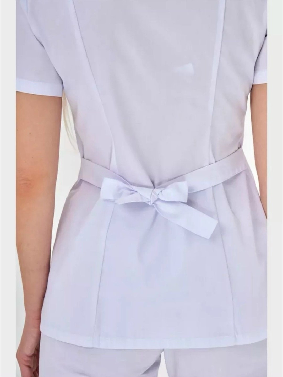 медицинские костюмы женские,костюм медицинский женский белый,медицинский костюм лилия,модная медицинская форма,стильные медицинские костюмы женские