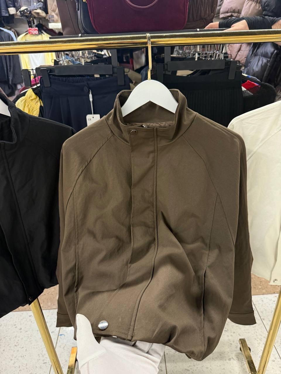 куртка бомбер,куртка,повседневная куртка,куртка женская,легкая куртка