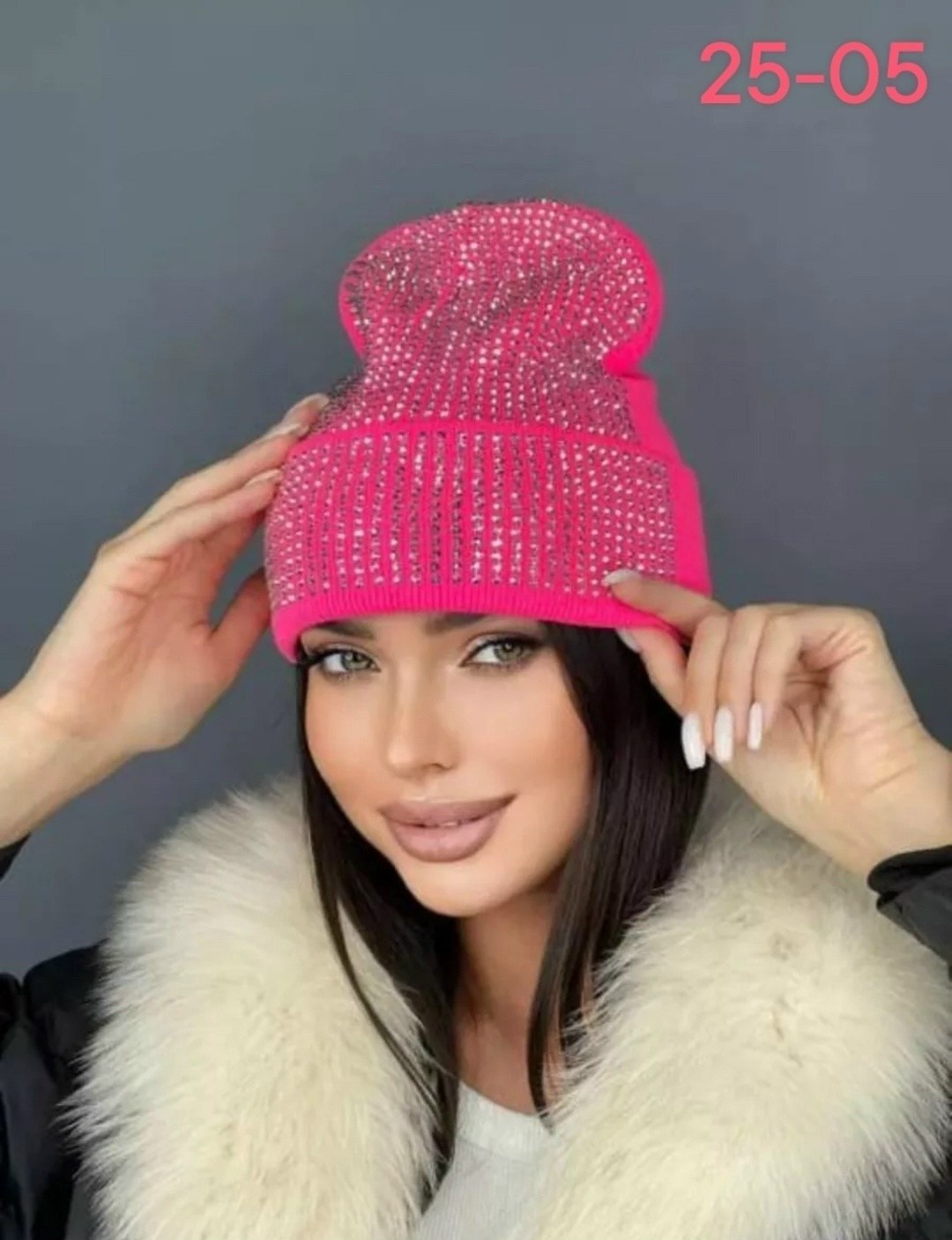 шапка бини со стразами,шапка для женщин,шапка женская,шапка женская зимняя,шапка бини со стразами зимняя