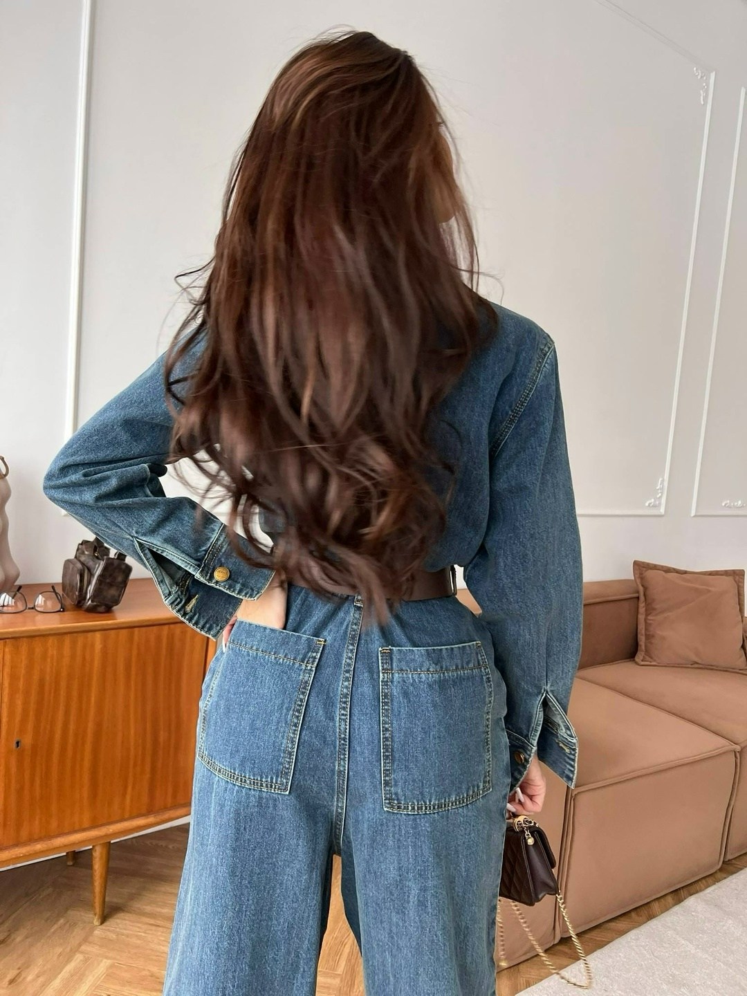 джинсовый комбинезон женский,джинсовый комбинезон,стильный женский комбинезон,женские комбинезоны,комбинезон джинсовый с поясом