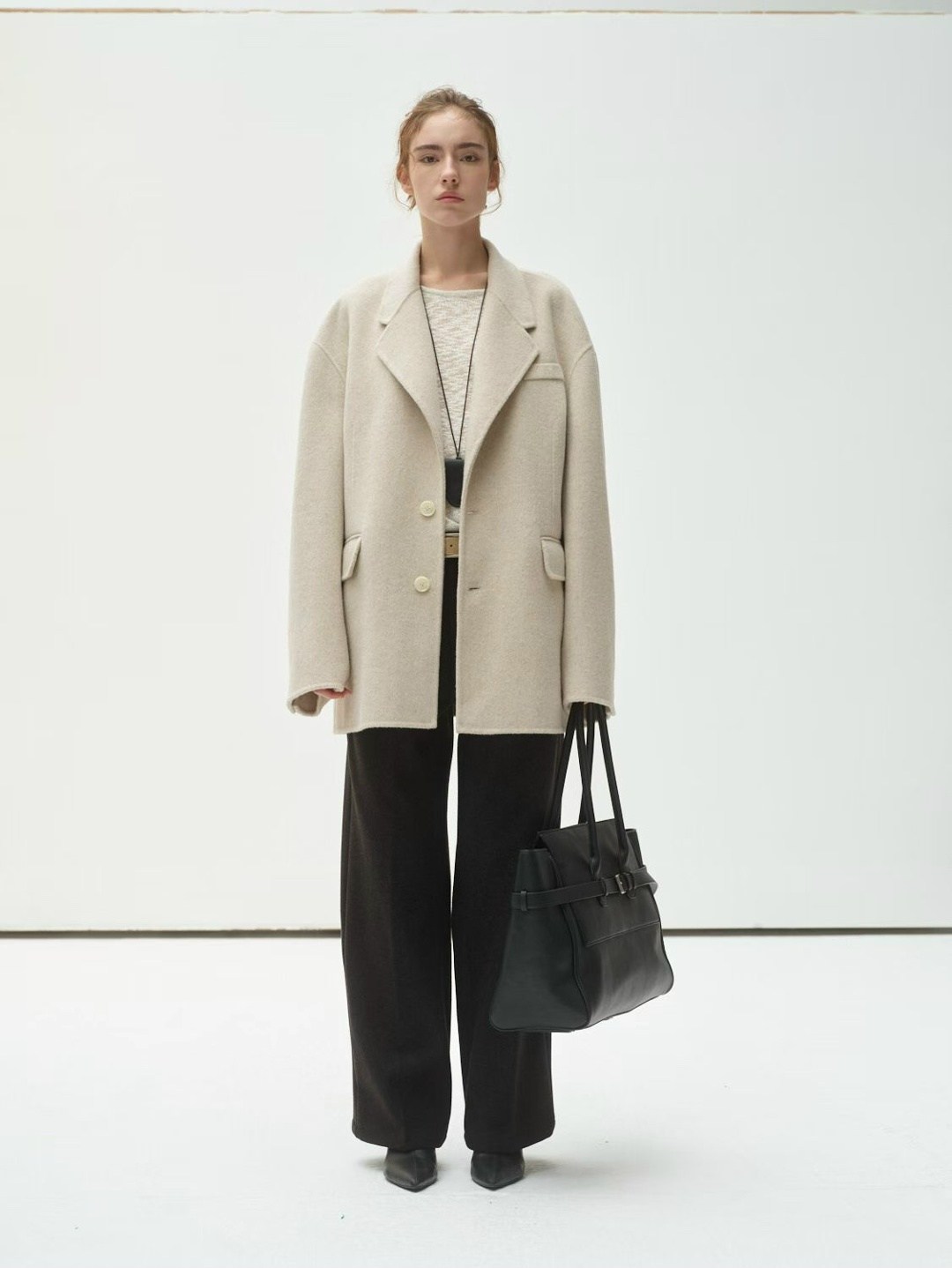 шерстяное пальто,полупальто,пальто бомбер,женское пальто,куртка стильная