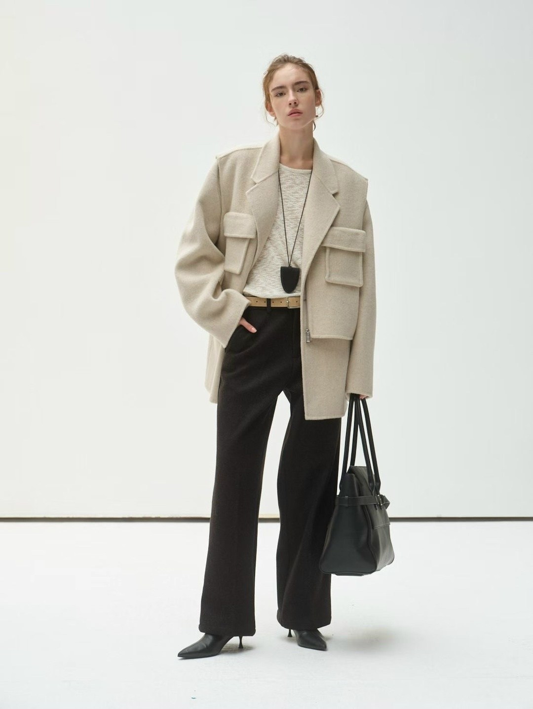 шерстяное пальто,полупальто,пальто бомбер,женское пальто,куртка стильная