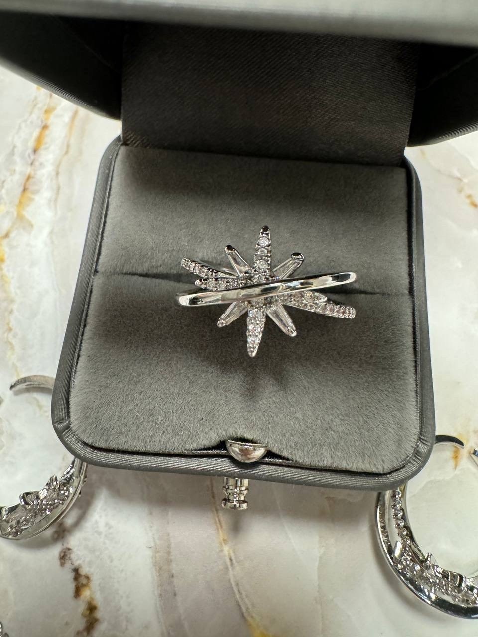 модное кольцо,элегантные серьги,серьги в форме звезд,ювелирное украшение,украшение