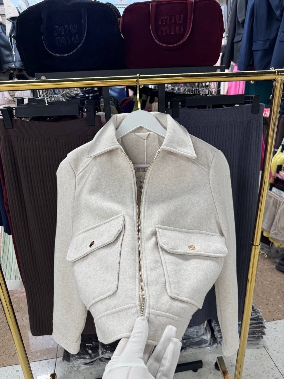 укороченная куртка,стильная куртка,косуха куртка,укороченная куртка букле zara,куртка с воротником