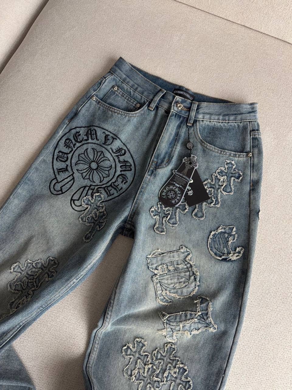 джинсовые брюки,модные джинсы,женские джинсы,джинсы с вышивкой,джинсы с узорами