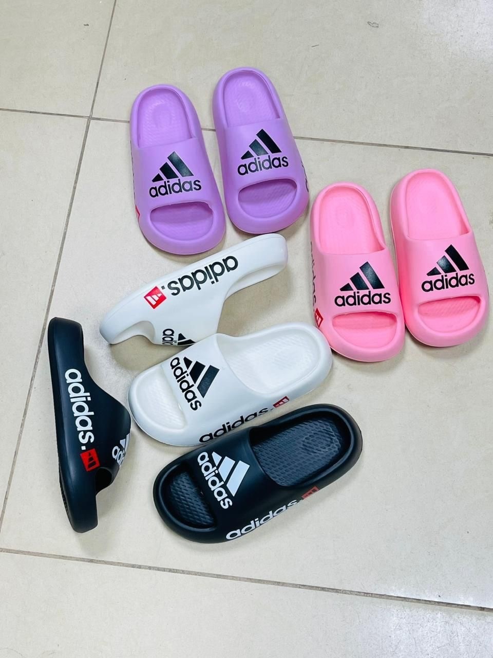 сланцы adidas,шлепанцы adidas,,шлепки adidas,адидас сланцы