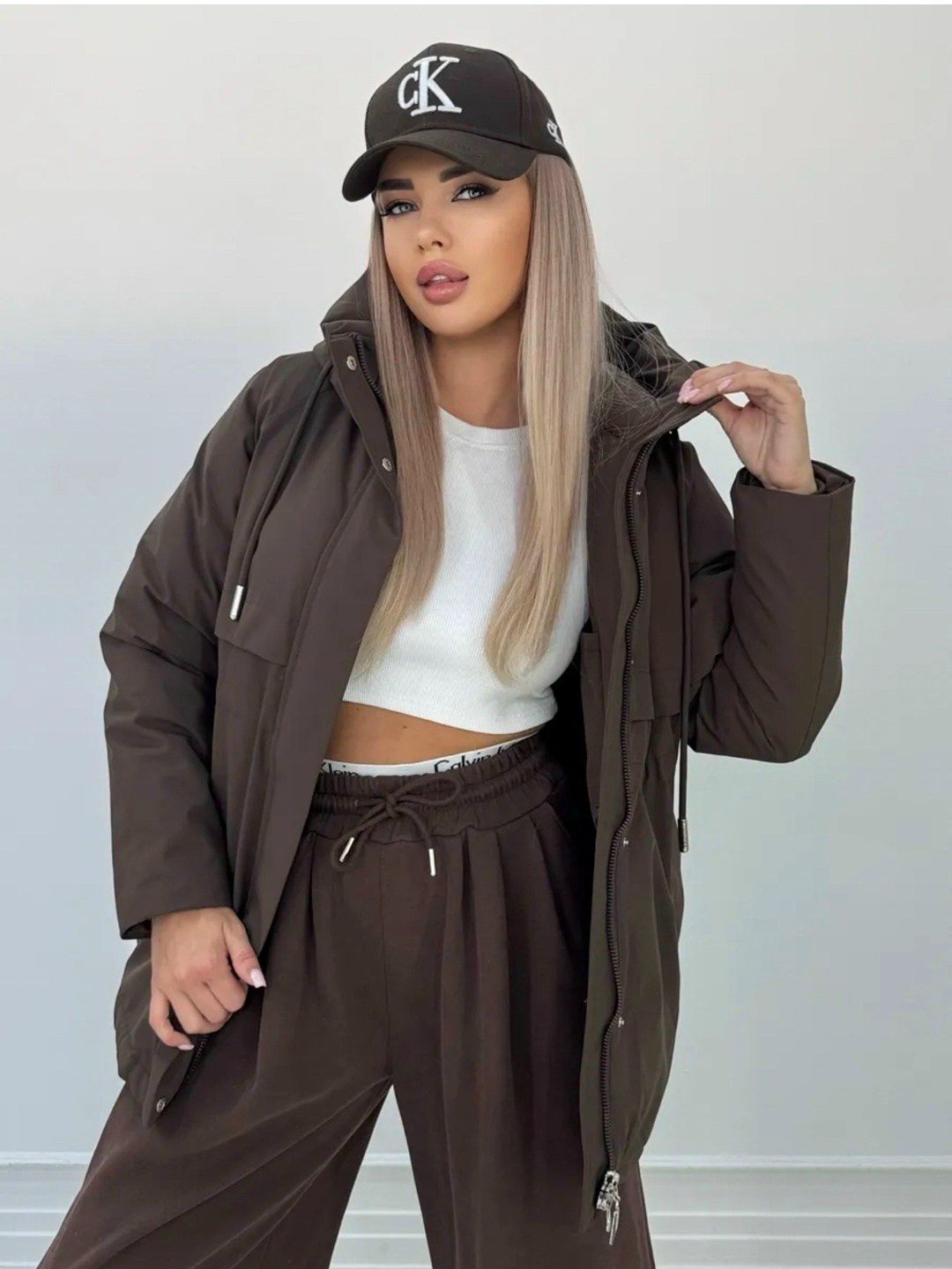 женская демисезонная куртка,куртка,женская куртка,куртка демисезонная с капюшоном,куртка капюшоном