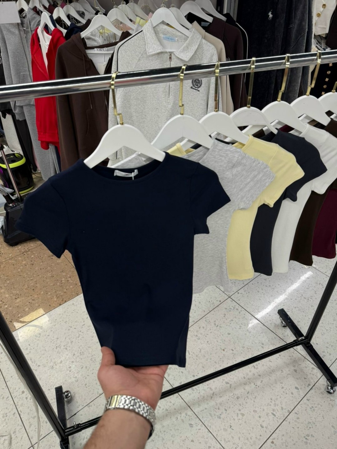 базовая футболка женская,футболки женская,футболки и топы,футболки модные,базовые футболки