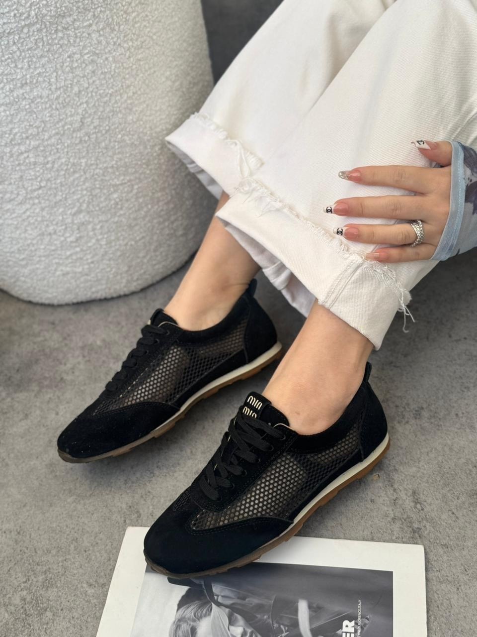 ,кроссовки женскиe,черные кроссовки,спортивная ,стильные кроссовки