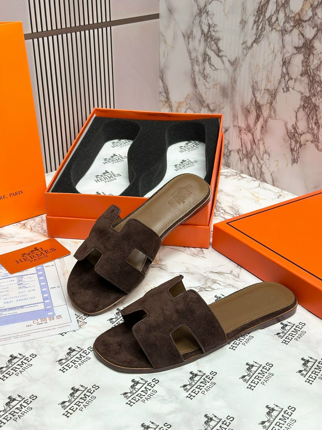 шлепанцы hermes,шлепки hermes женские,шлепки hermes 2026,тапки женские hermes,тапочки hermes