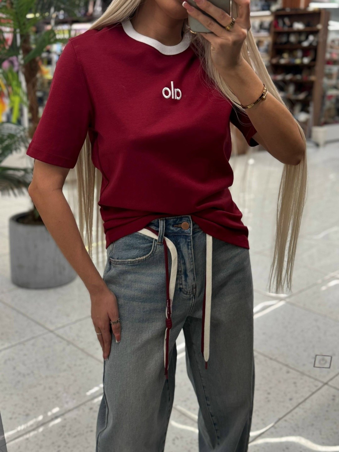 женская футболка,бордовая футболка,футболка,футболки для женщин,футболка женская бордовая