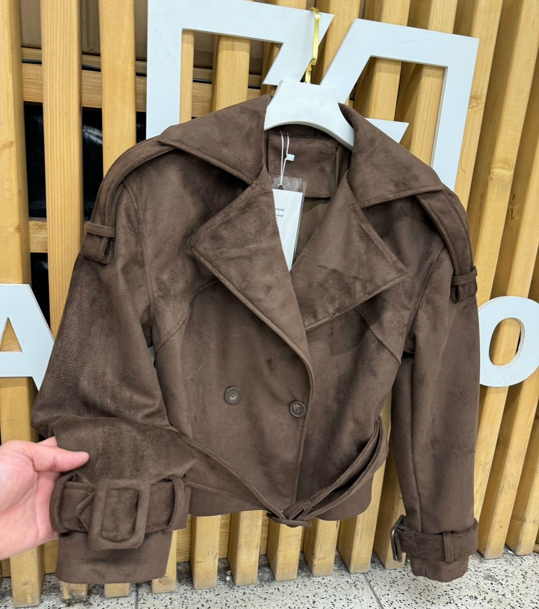 замшевый пиджак,мода стиль,куртка бомбер замшевая шоколадная осень,замшевая куртка